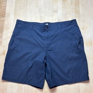 The North Face Shorts Men's Size 40 Blue Active Outdoor Hiking